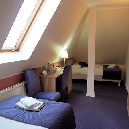 Hotel Awis Kutno Exteriér fotografie