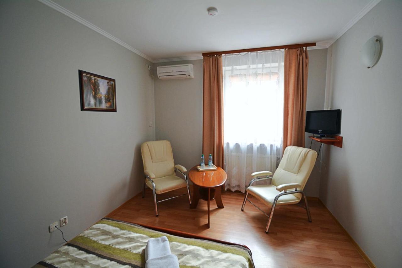 Hotel Awis Kutno Exteriér fotografie