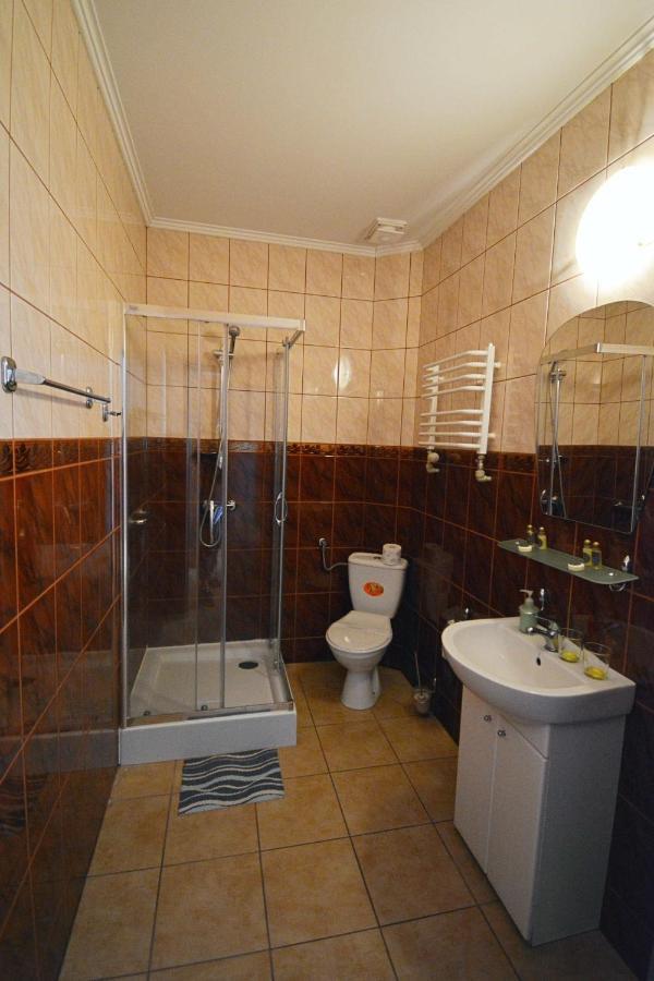Hotel Awis Kutno Exteriér fotografie